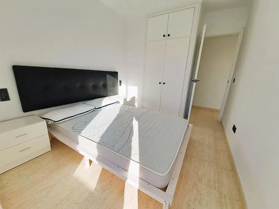 Apartamento 1A Linea De Mar Empuriabrava Spain